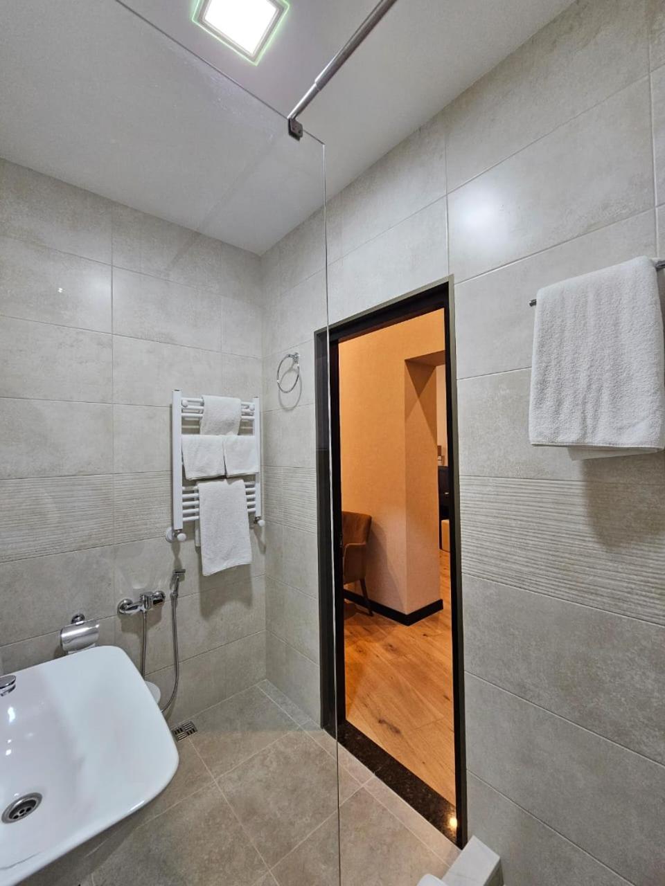 Kalasi Hotel 4*